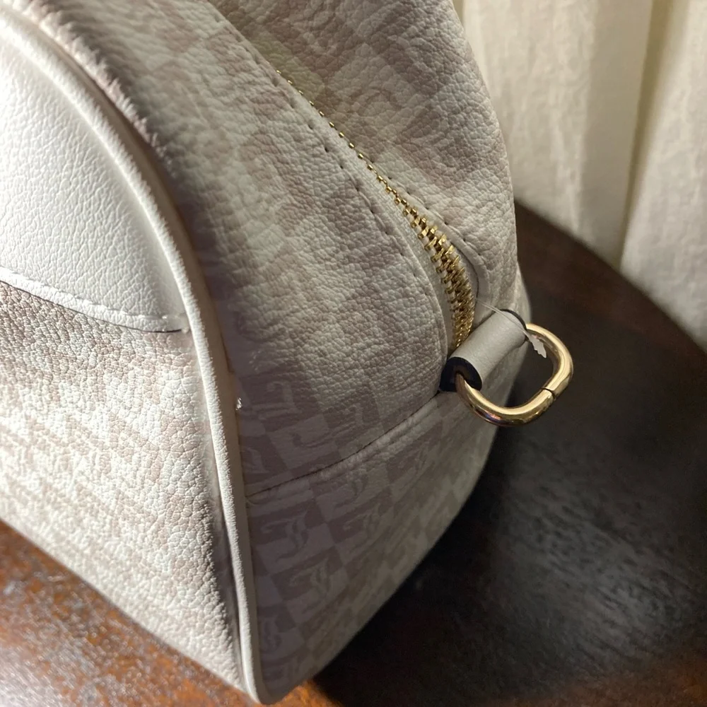 Juicy Couture White Satchel and card holder Set (never used)